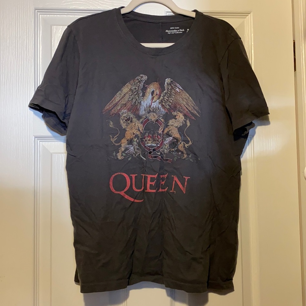 Medium queen Abercrombie & Fitch t shirt